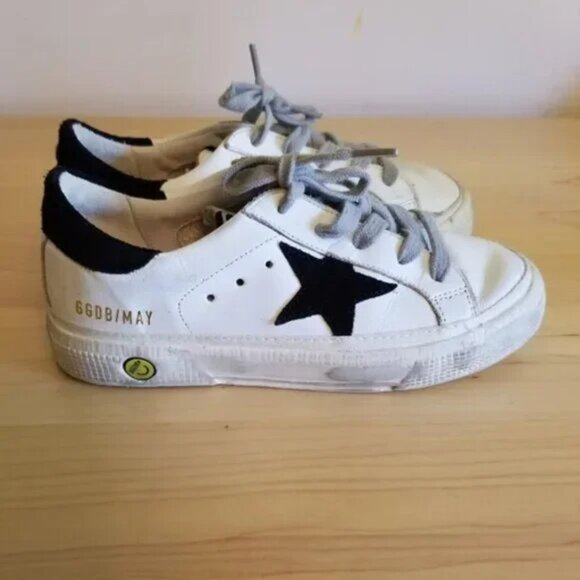 Little girl Golden Goose Sneakers size 31 like new - Picture 1 of 8